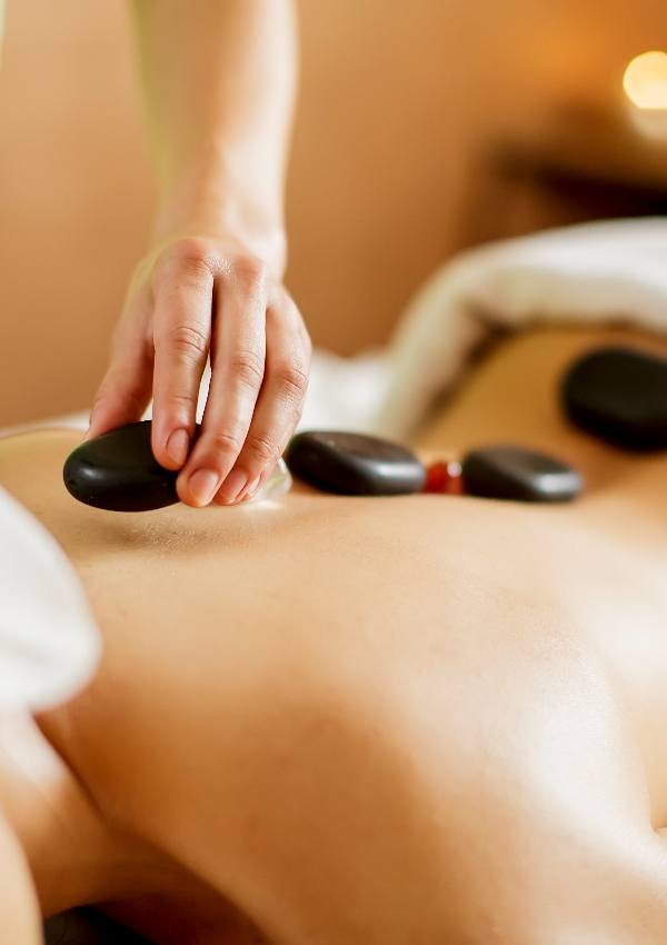 Alpine Steinmassage - Hot Stone Massage image