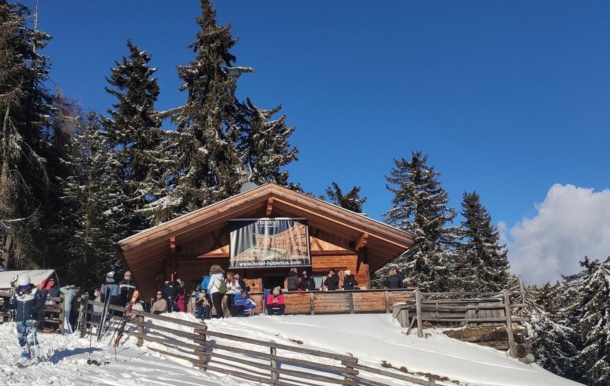 Hut party at the Chalet Hubertus with Family Gasser