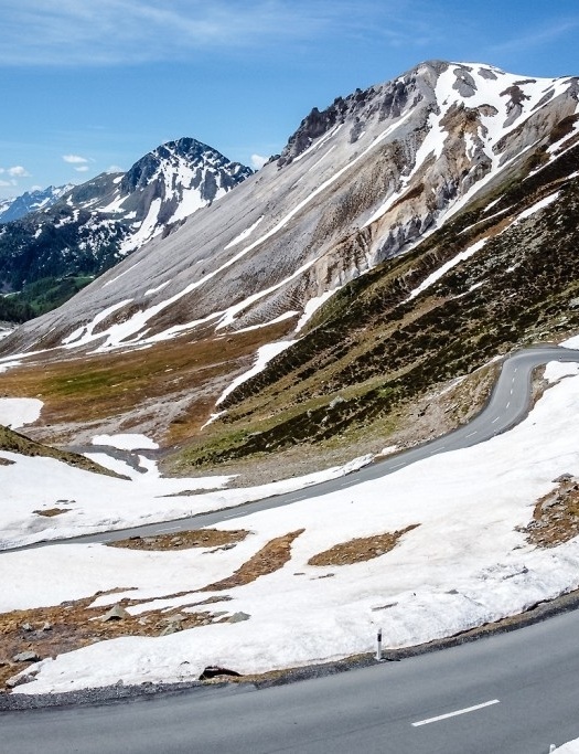 Bormio - Tirano - Poschiavo - Forcola Pass - Livigno - Foscagno Pass - Bormio