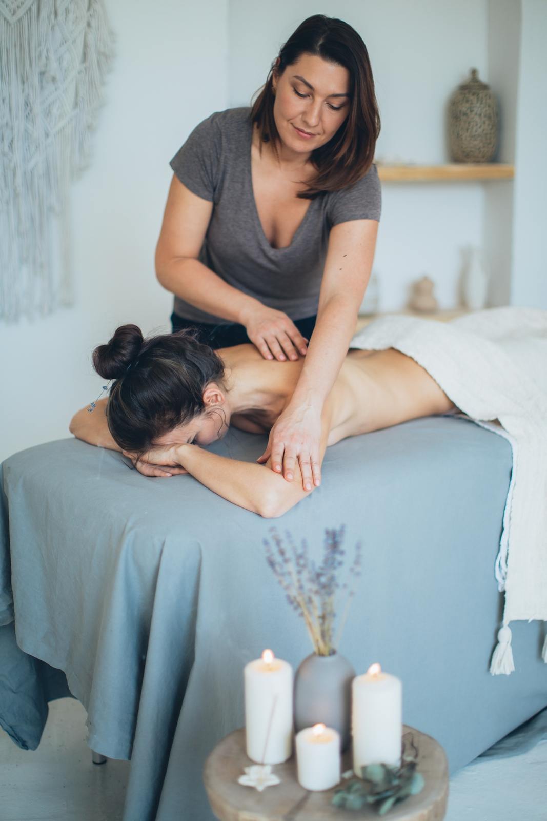 Massages - from aloe vera to underwater