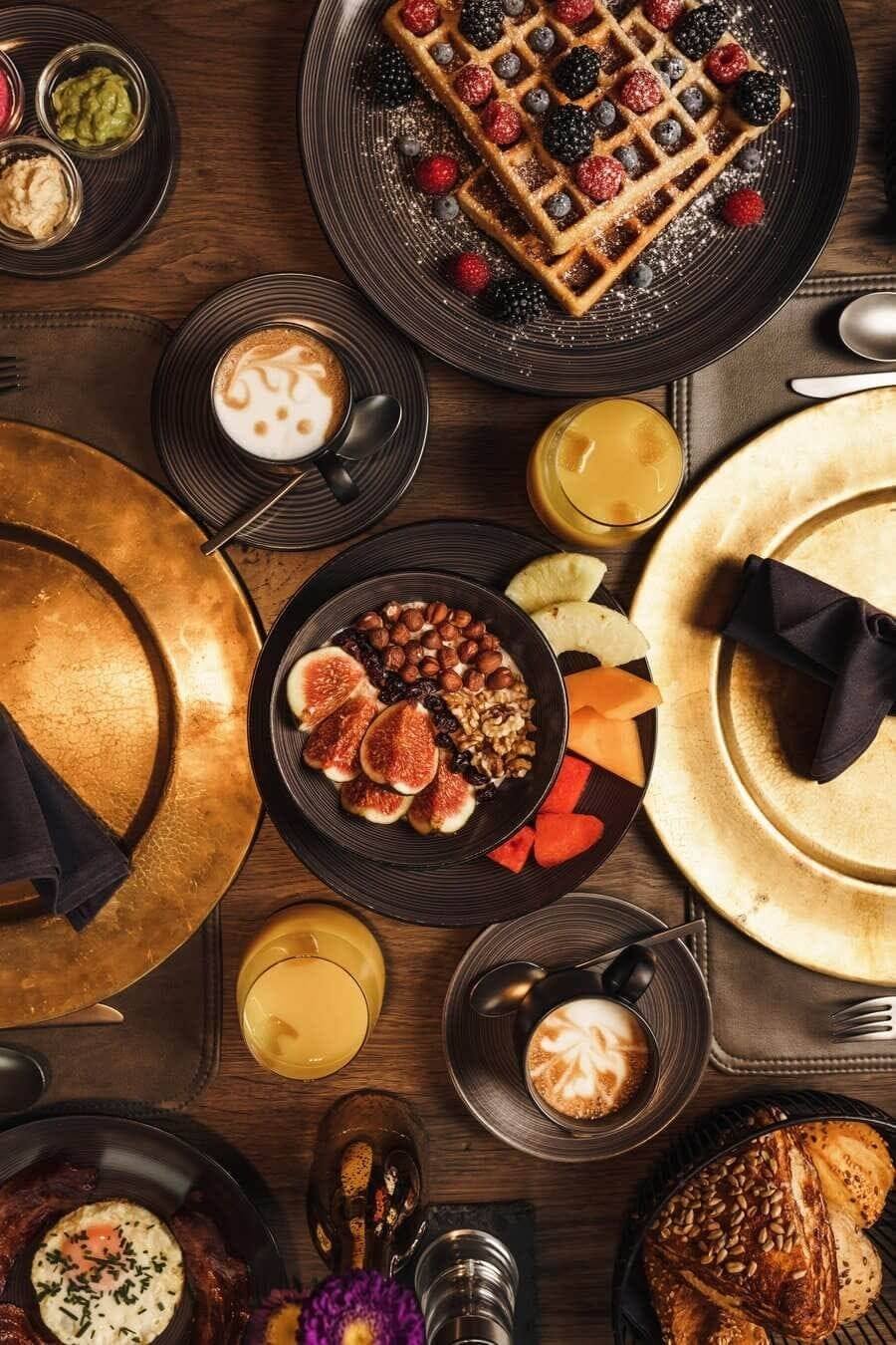 Pleasure breakfast