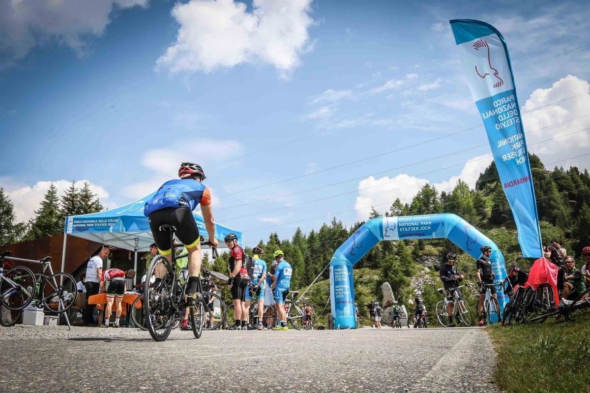 Stilfserjoch Veltlin 2023 - Mortirolo-Pass genießen