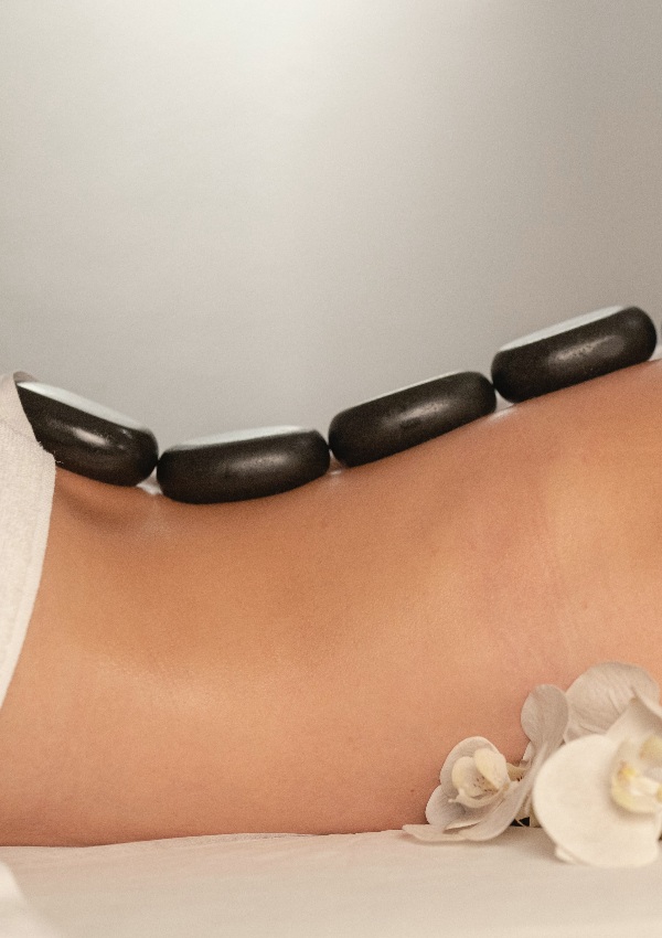 Hot-Stone-Massage | Ganzkörper