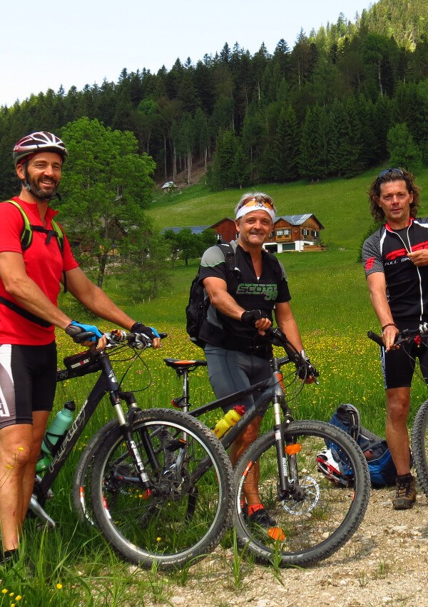 Guided mountain bike tour for advanced bikers - with local guides image