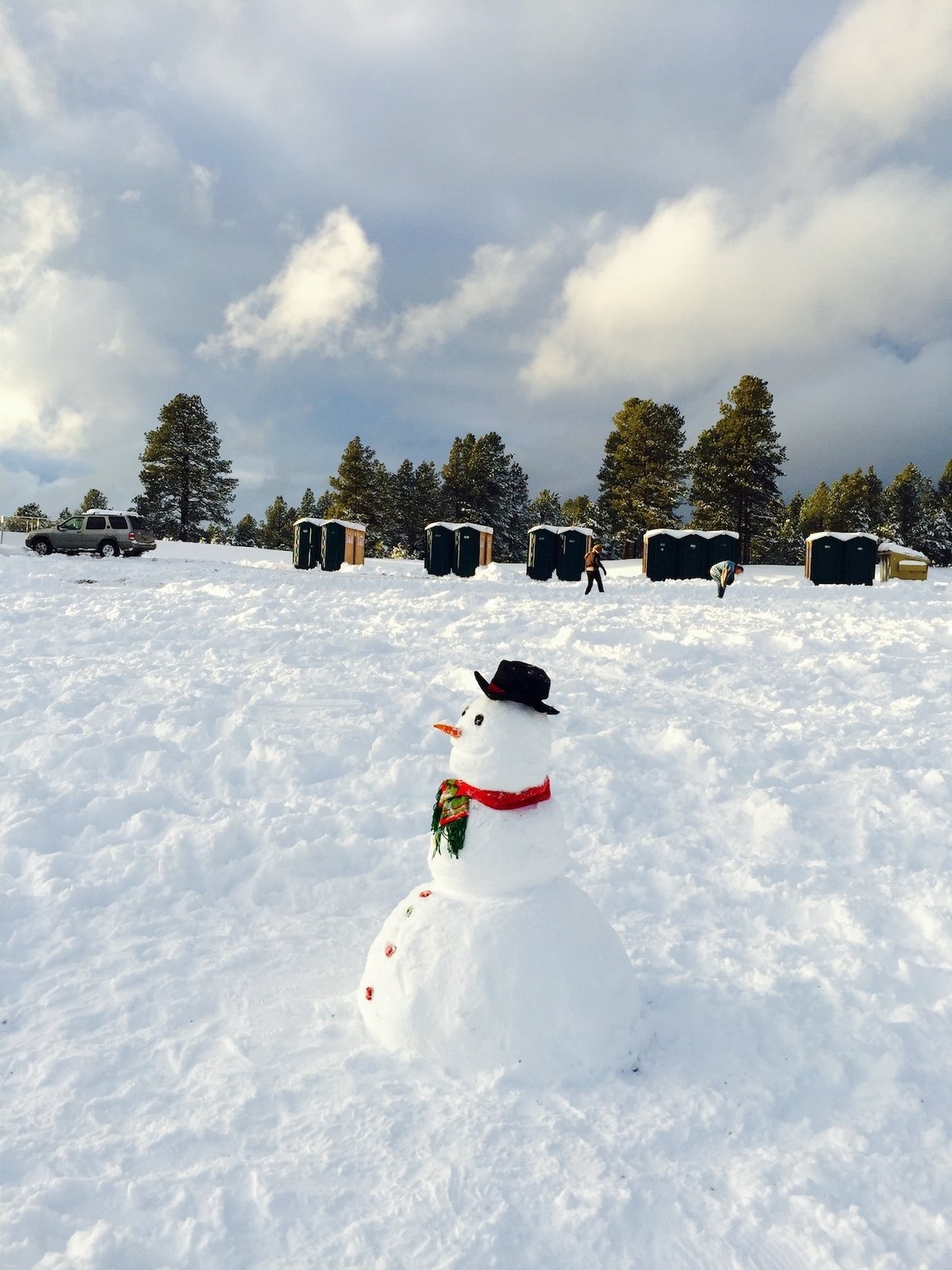 Snowman contest in fin club garden