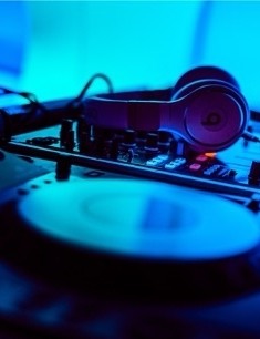 DJ Abend