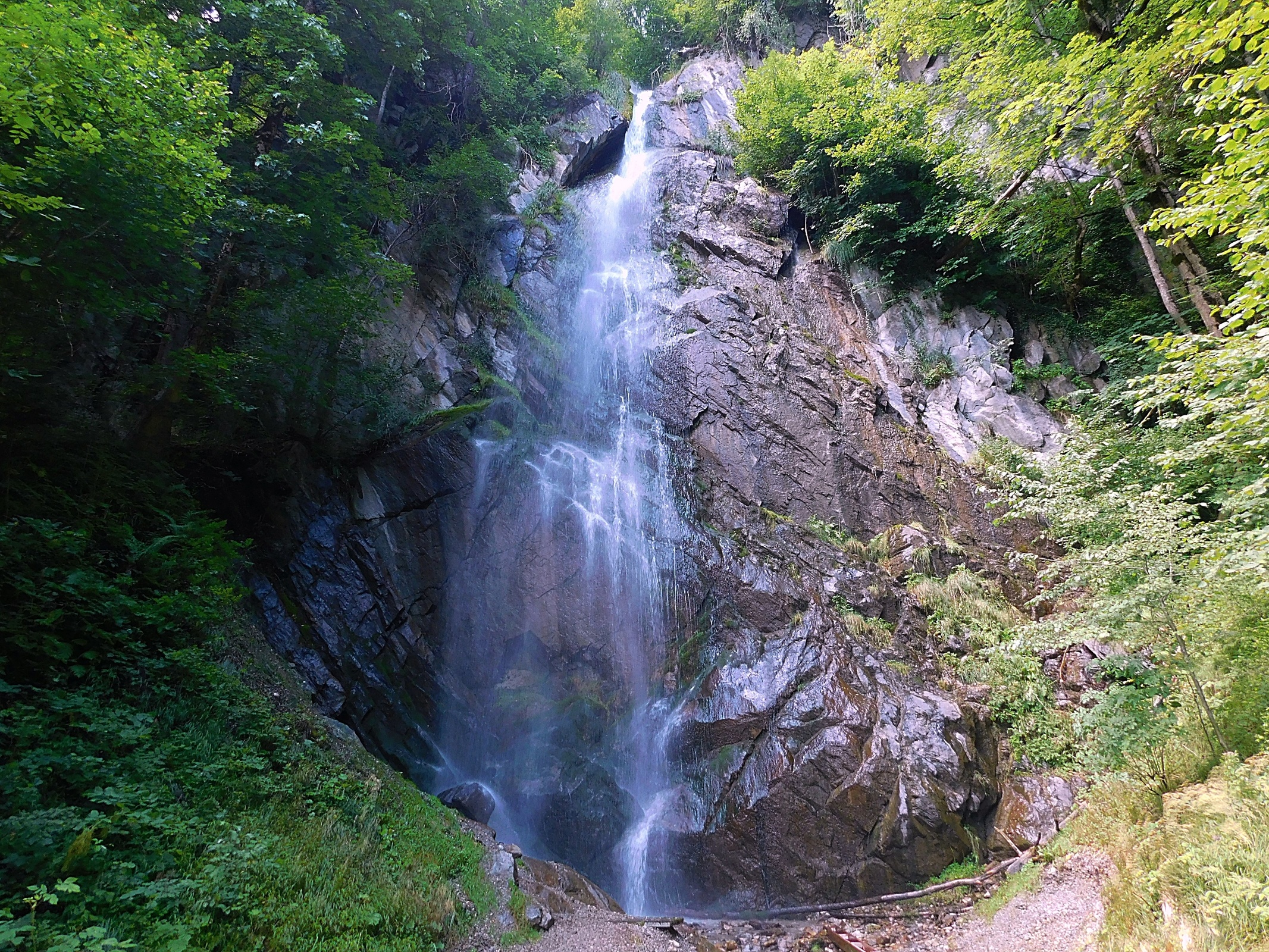 Zimmereben & Waterfall & Gumpen hike with Nili
