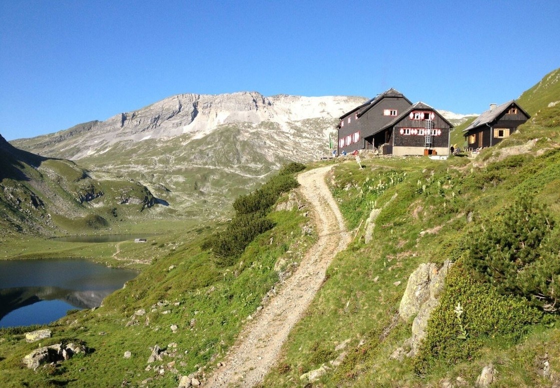 Hiking tip Eschachalm - Keinprechthütte - Lake Landawirsee