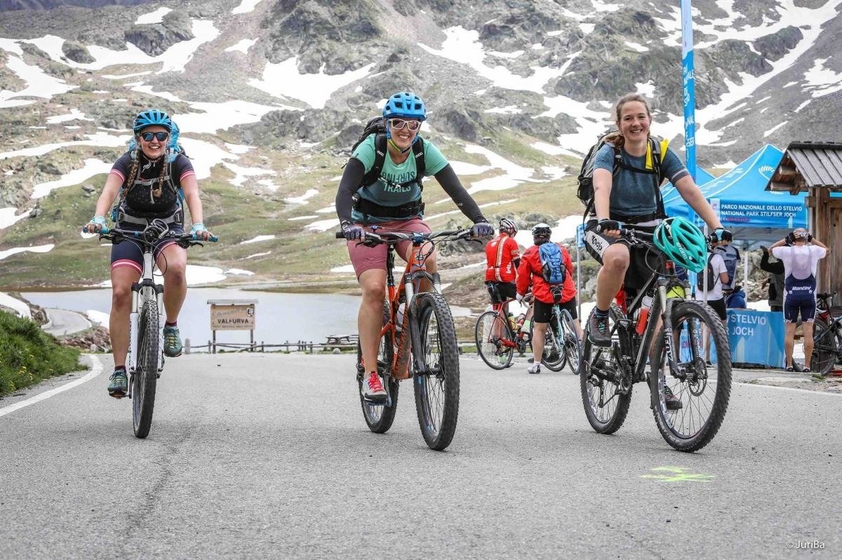 Stilfserjoch Veltlin 2023 - Gavia-Pass genießen