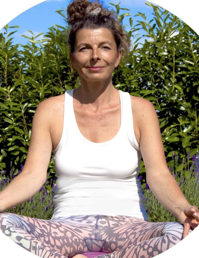 Flow Yoga mit Katja 