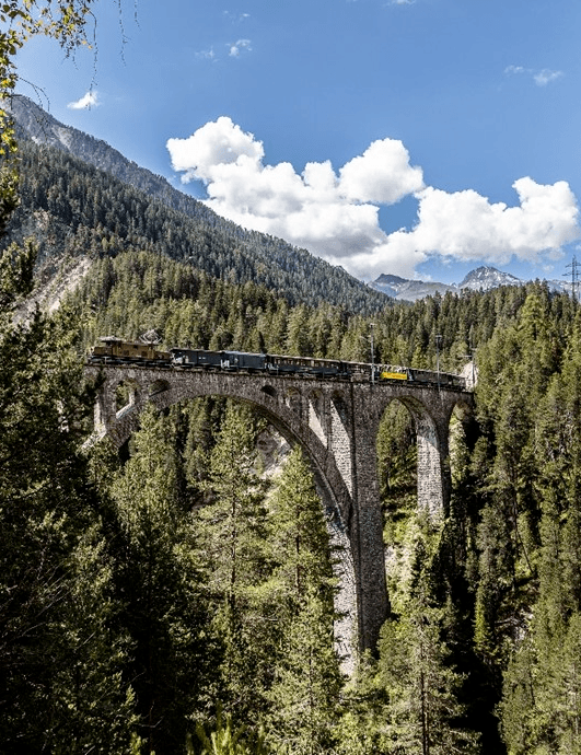 Nostalgic train ride to Filisur image