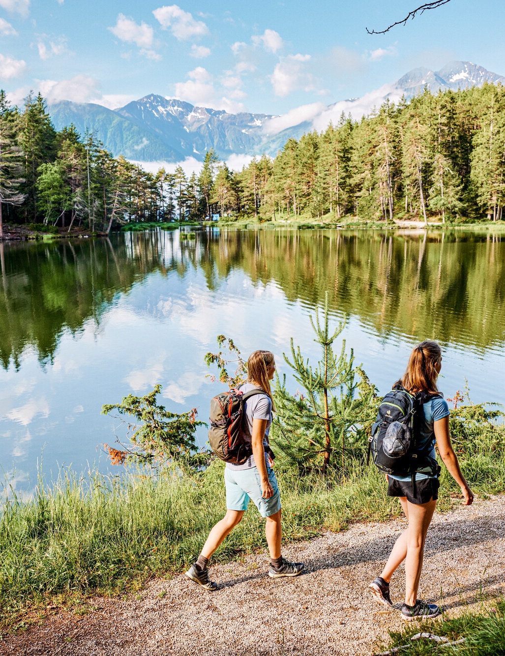 Easy hike on the Seefeld plateau