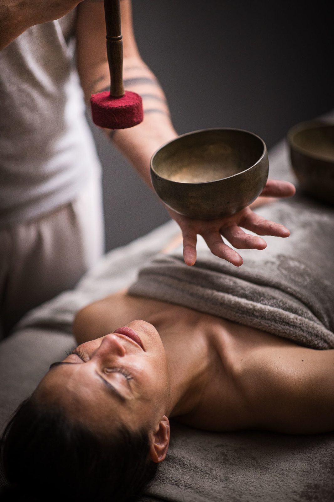SINGING BOWLS
