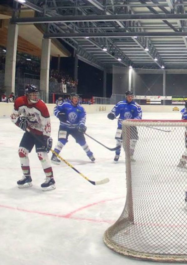 pucks and pirouettes - ice rink Toblach image
