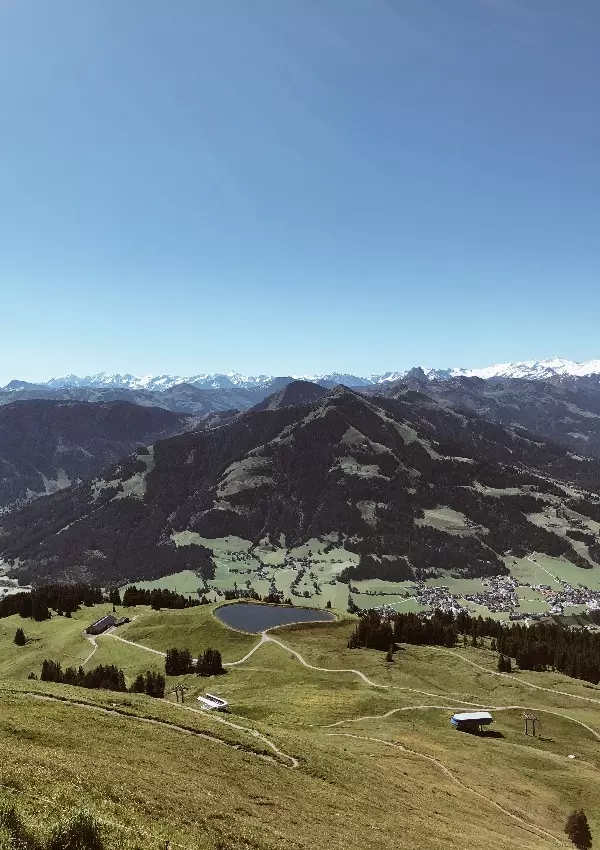 Lena's Choice: Climbing peaks 