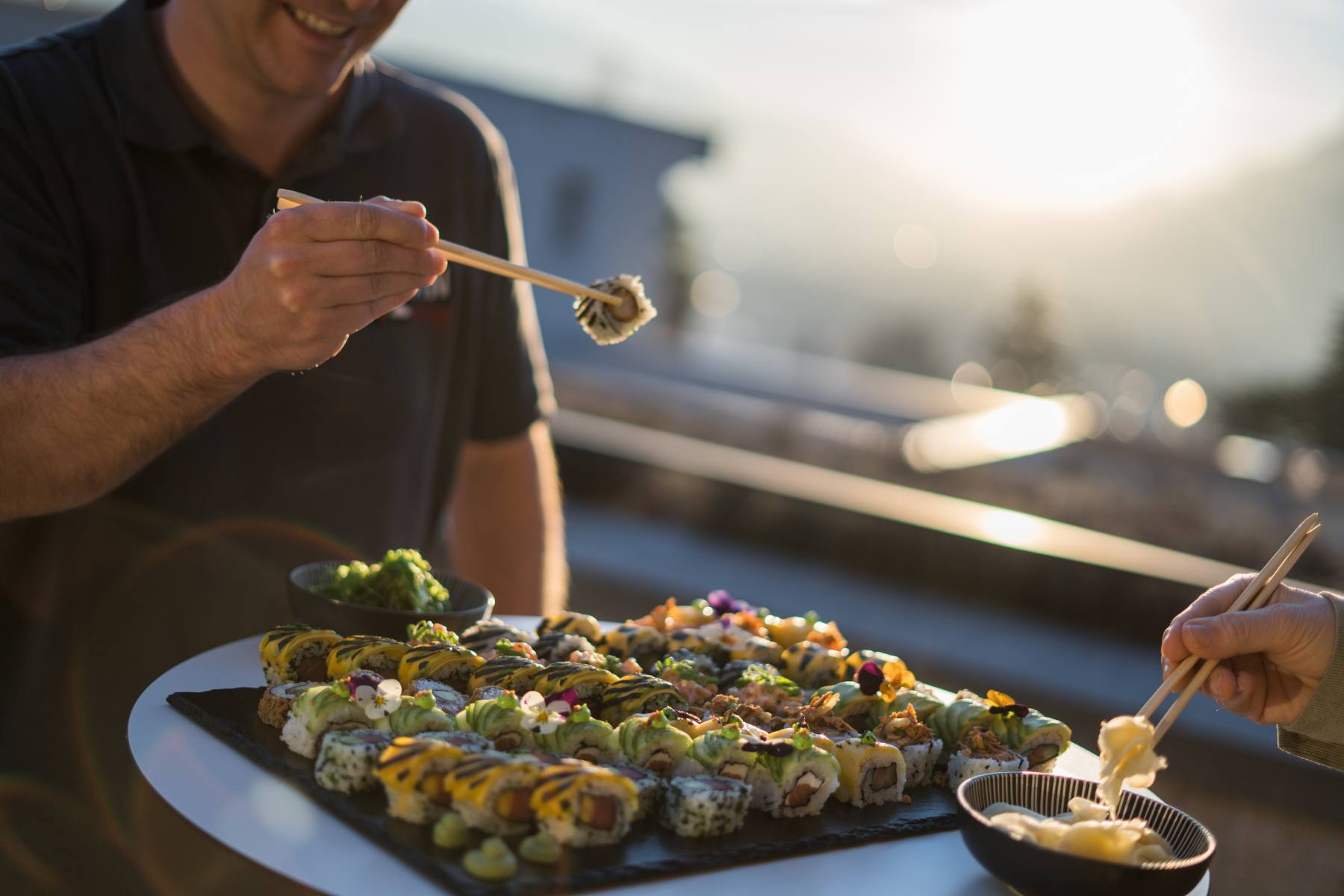 Exclusive sushi evening with live music