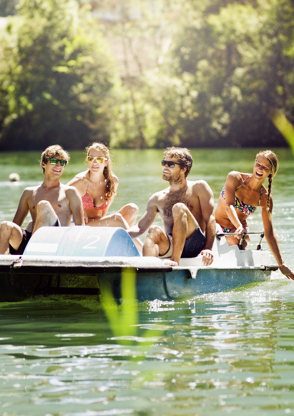 A wonderful bathing day at the Lanser Lake image