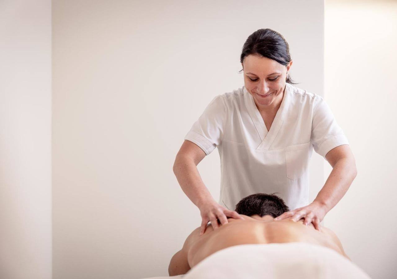 Aroma oil massage 