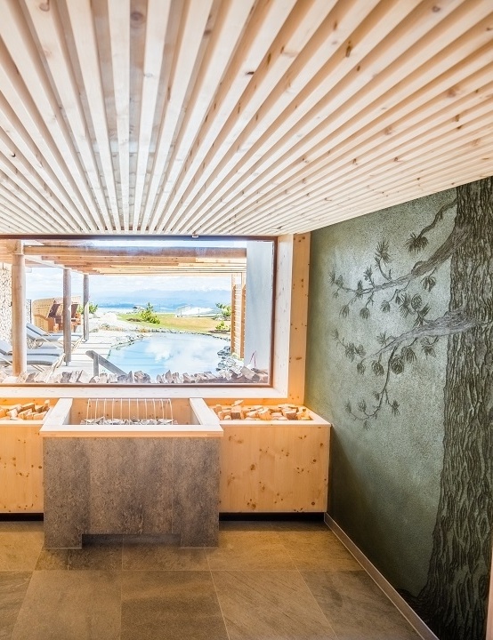 Swiss stone pine sauna (approx. 90°)