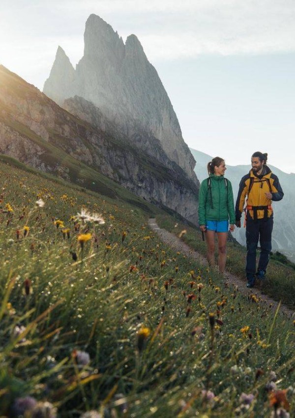 Hiking recommendation image