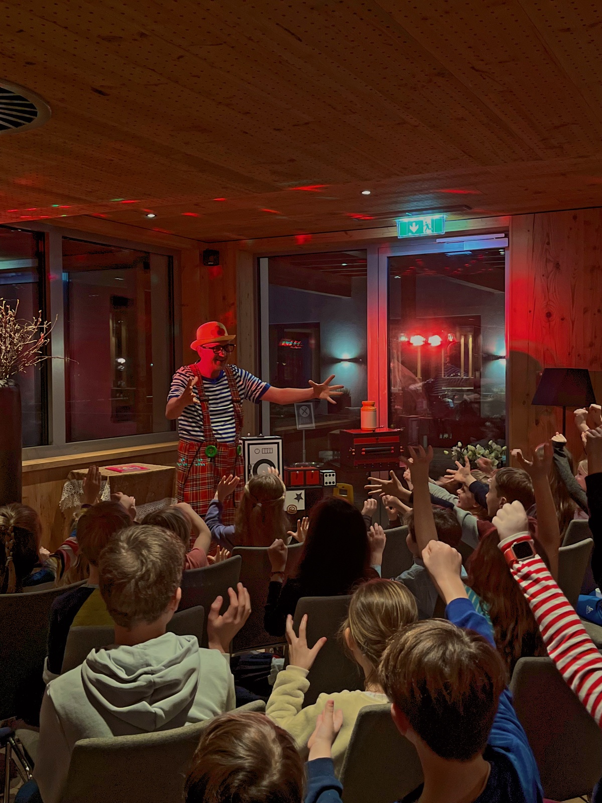 Magic show with Dorni 