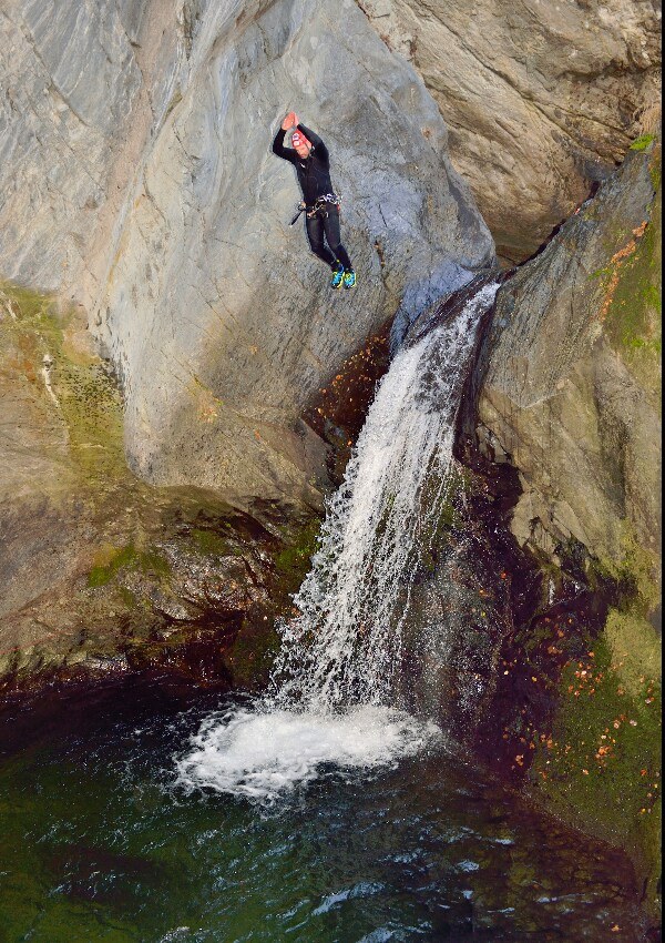 CANYONING Pure Action