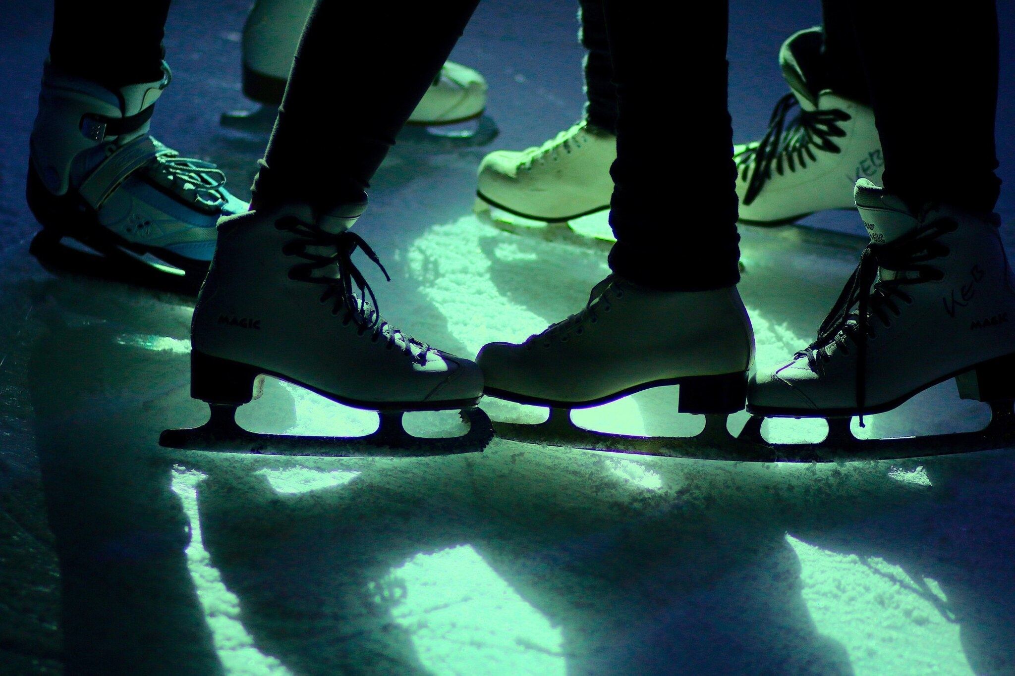 Curling & ice skating Mayrhofen