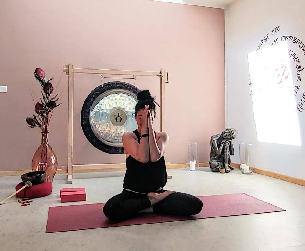Yin Yoga + Gong with Martina Huber