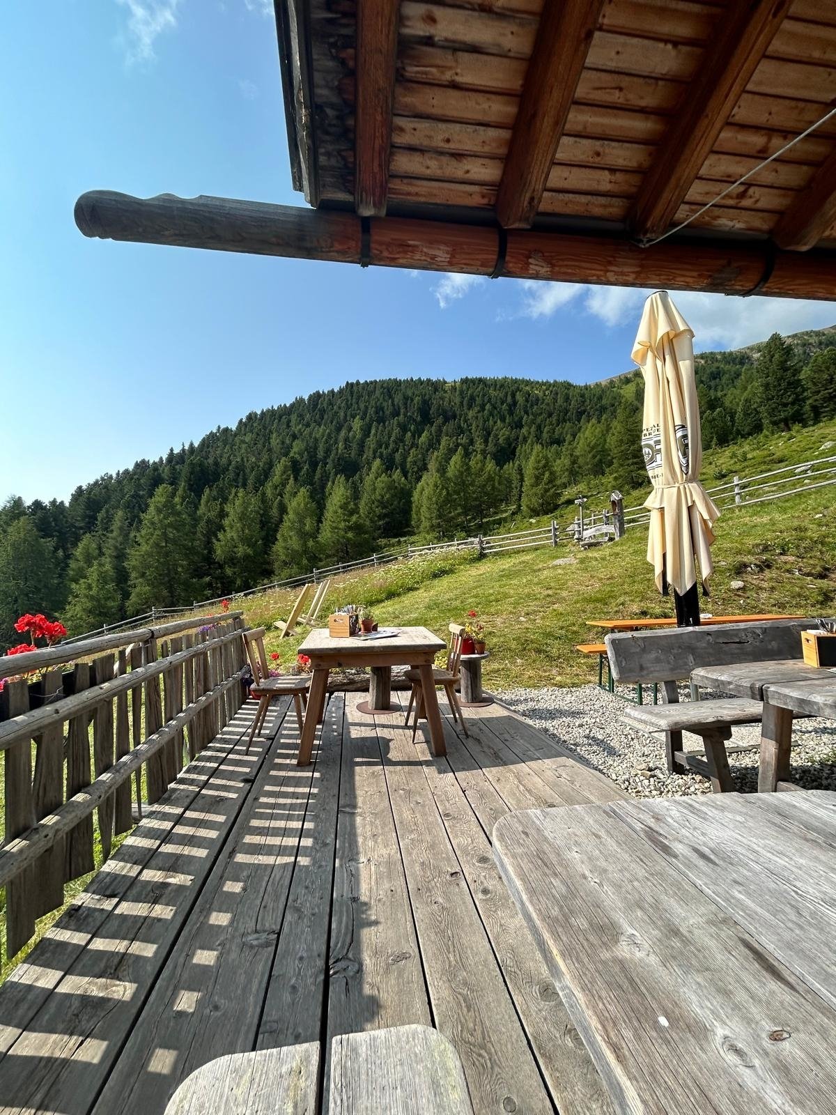 Hike | Zirmait Hut*