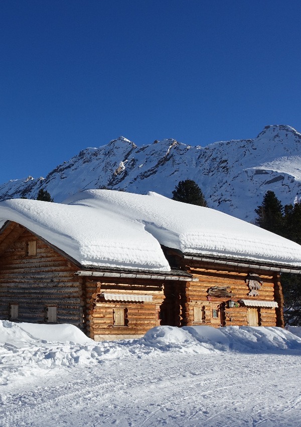 Schneeschuhwanderung zum Chalet mit Eberhard