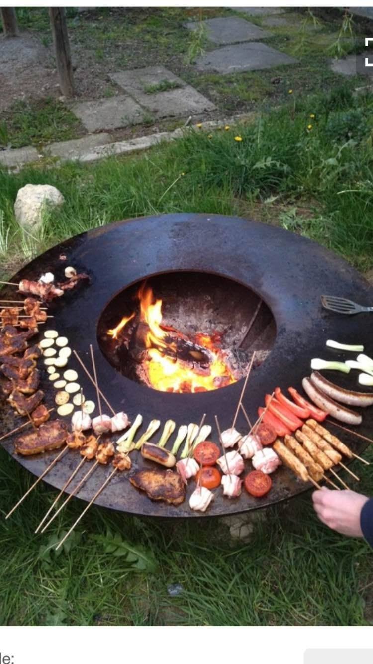 Grillen im Garten mit Fleisch aus unserer eigenen Produktion
