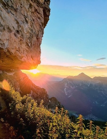 Sunrise rides in the Schlick 2000