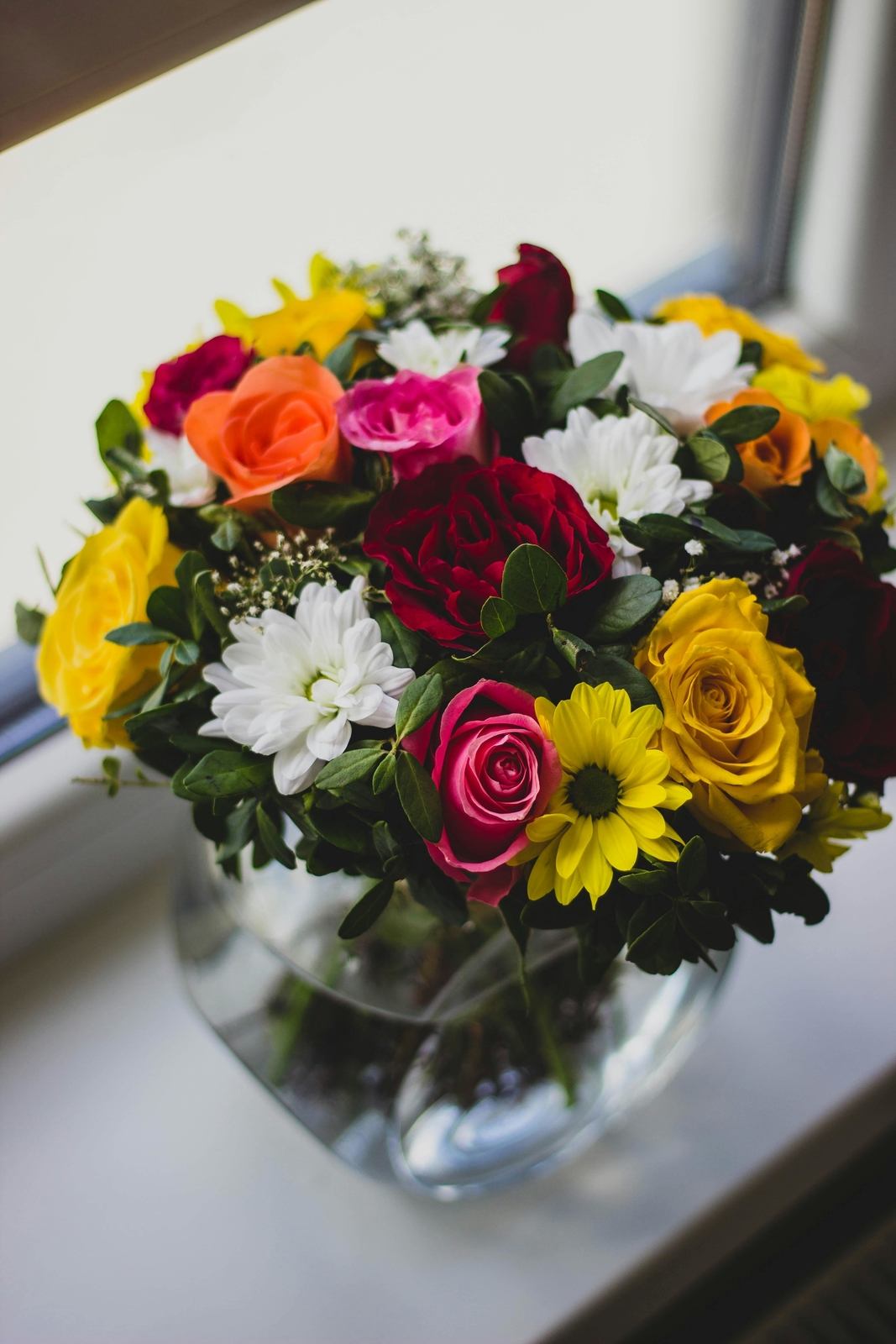 Flower magic - A colorful greeting in your room