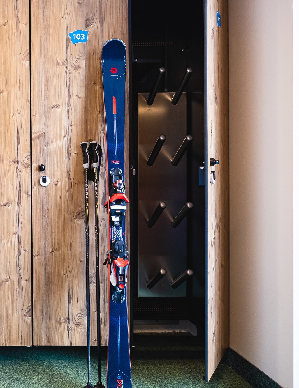 Warm ski clothing guaranteed