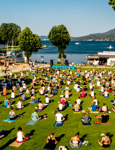 Namaste by the lake at Wörthersee