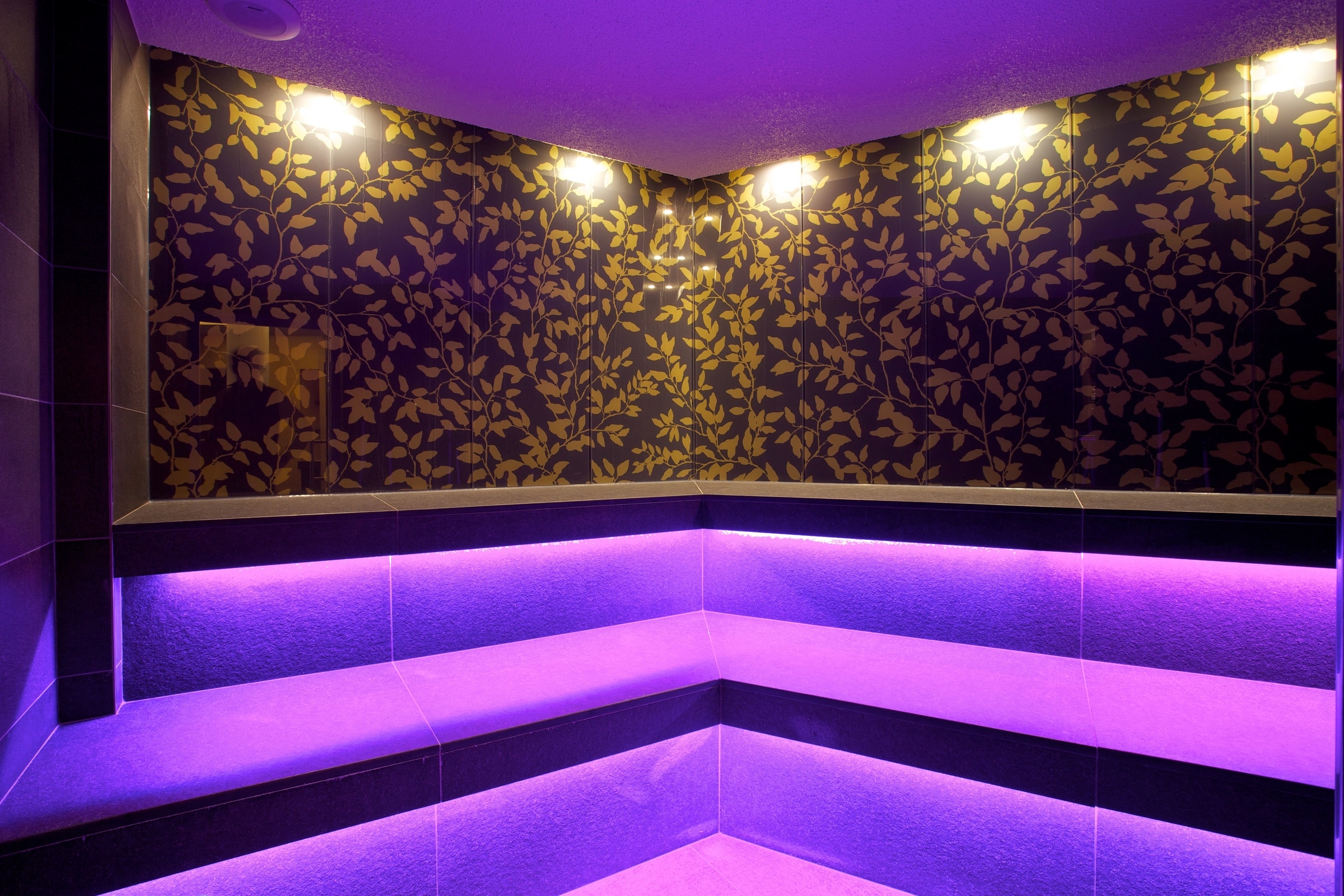 Experience sauna - feel warmth