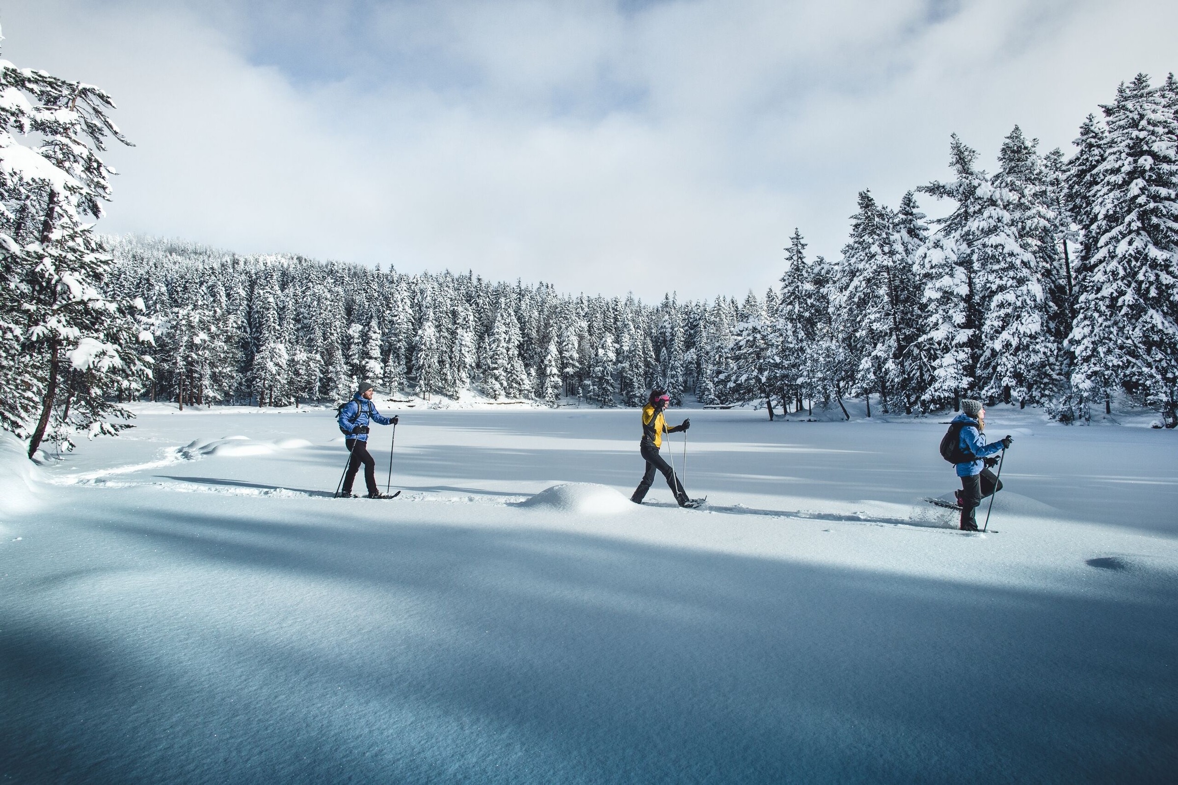 Snowshoe hike to the Birzl Chapel