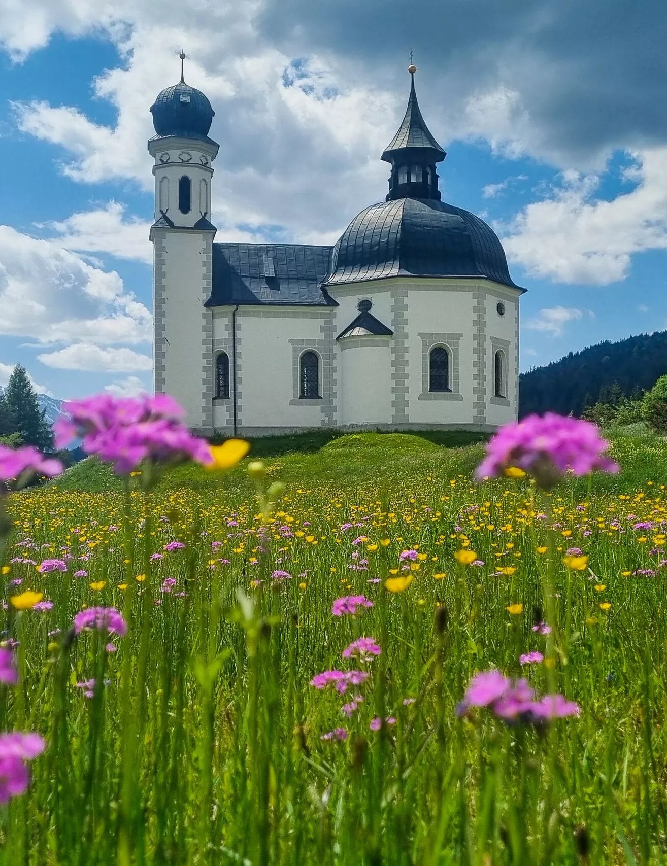 Historical village walk through Seefeld