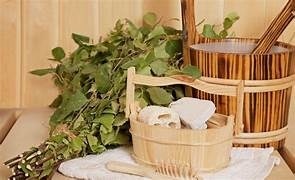 Sauna infusion with mint, camphor & herbal decoction