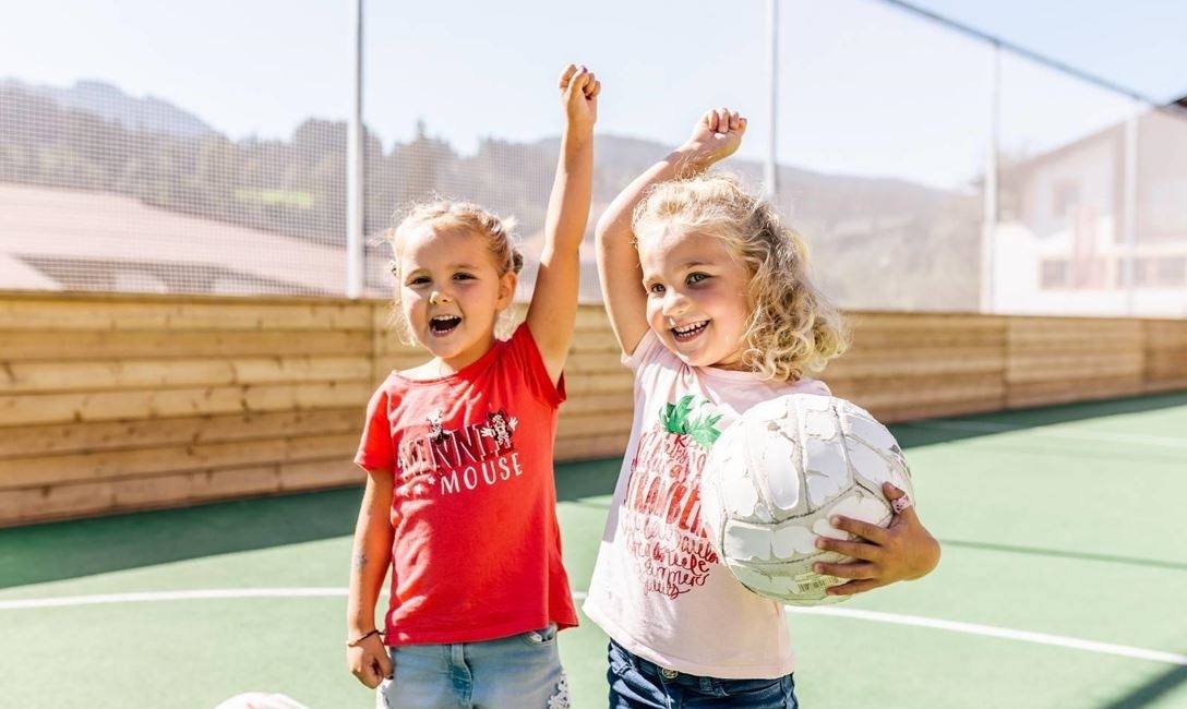 Baby and toddler care at the Happy Club on Wednesdays