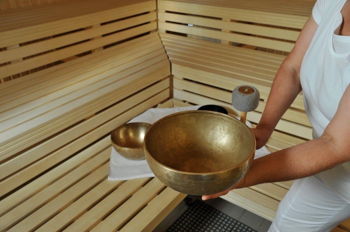 Sound ritual with infusion
