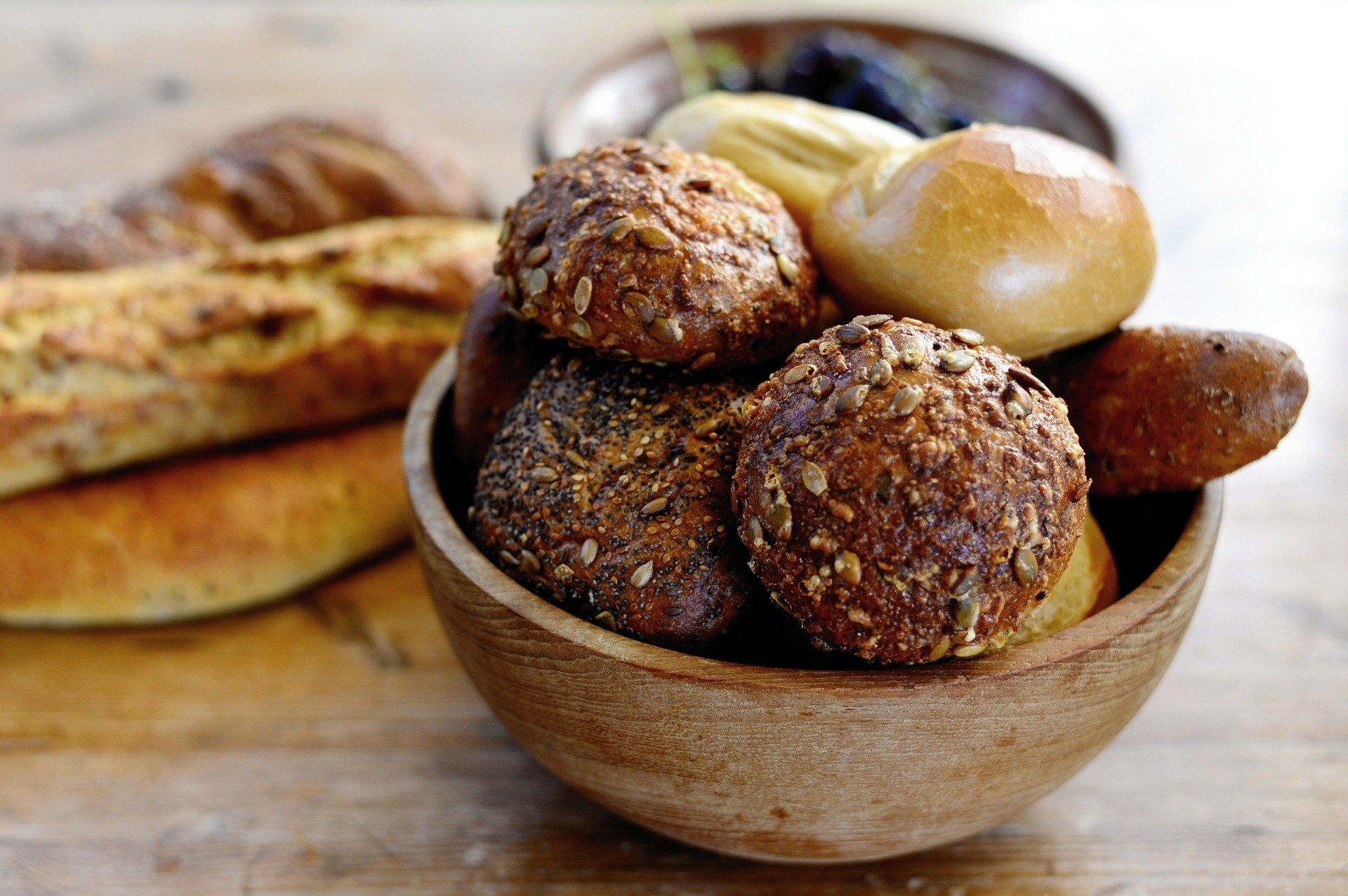 Bread roll service