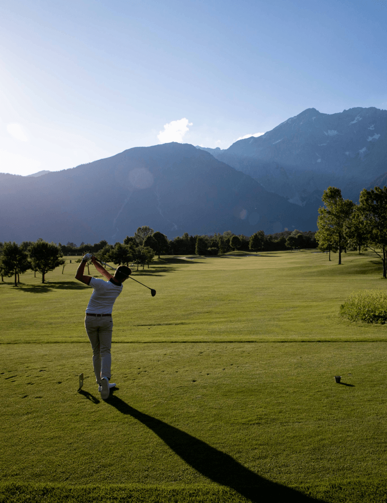Golf introductory course image