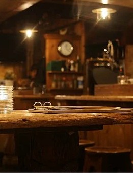 Pubs, pens & a grain