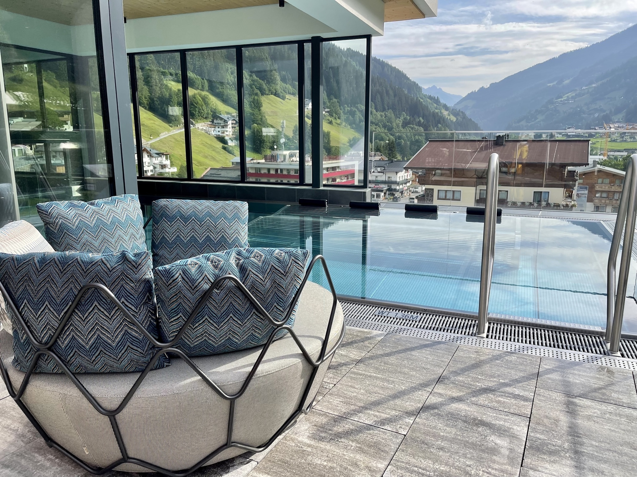 DAY - SPA Short from 14:00 for external guests