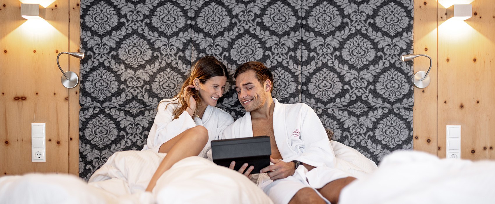 Relax experience. Body treatment and massage