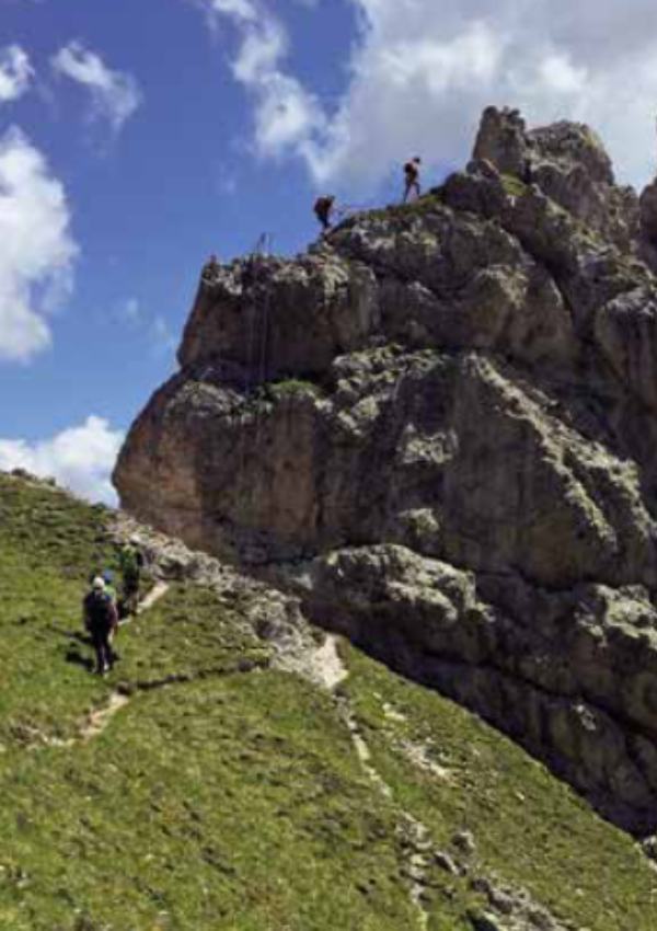 Guided mountain tour / Günther Messner Steig