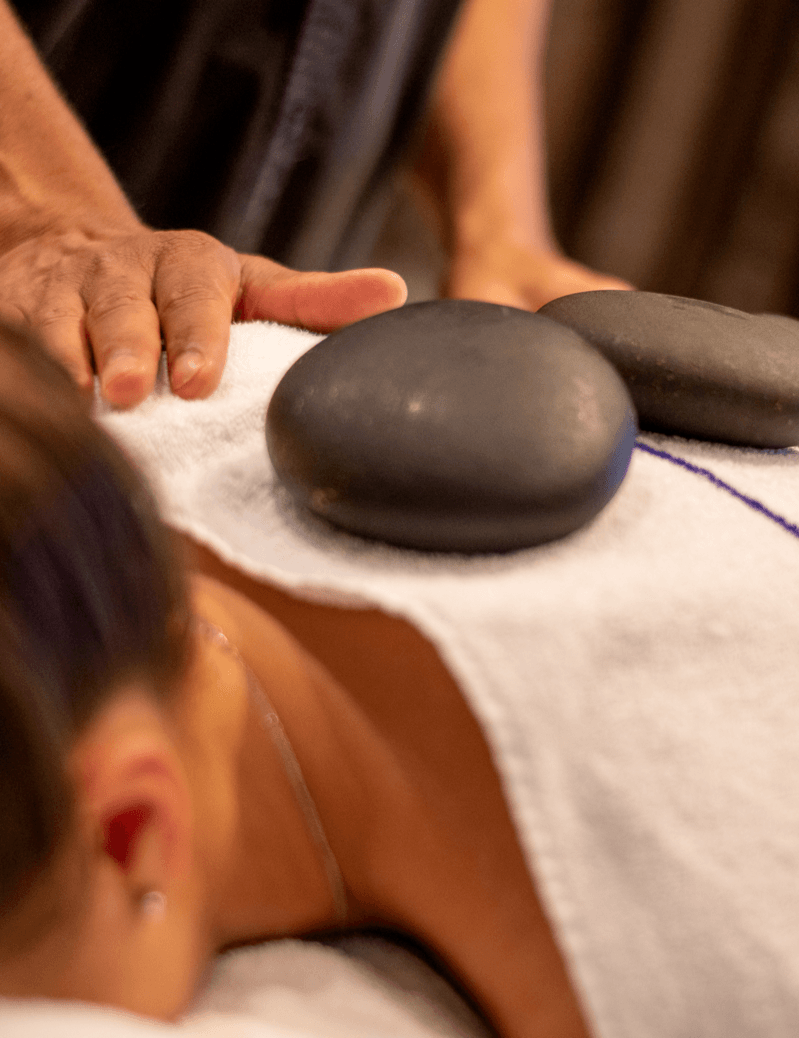 marVita Hot Stone Massage