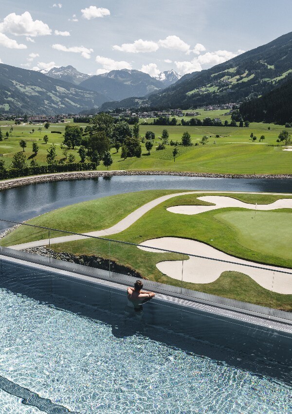 Infinity pool 